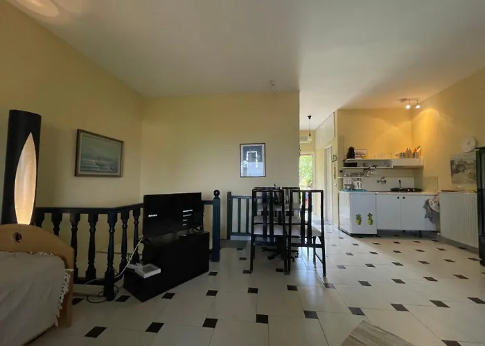 Apartment Potidaia House *